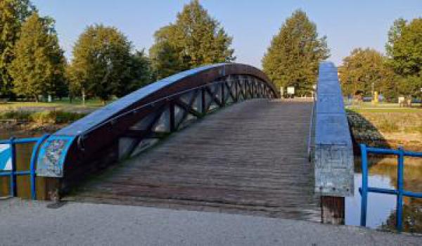 Plánovaná rekonstrukce uzavře lávku na Sokolský ostrov