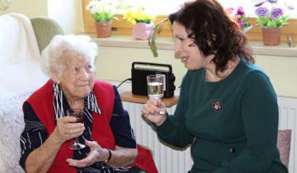 Druhá nejstarší občanka slaví 106. narozeniny