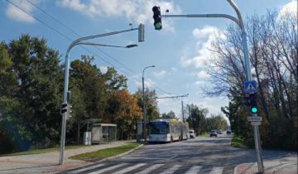 U Hvízdala je nová stezka i poptávkový semafor