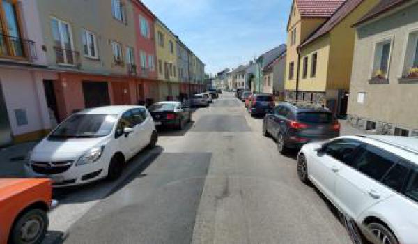 Kompletní rekonstrukce ulice Strádova začne v polovině března