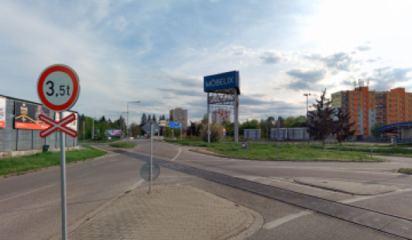 Závada na horkovodu krátkodobě uzavře Suchomelskou - upozornění